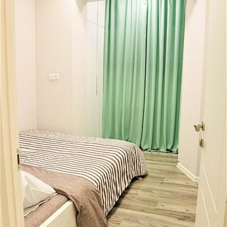 Apartment "B" With A Separate Bedroom Tbilisi Exterior photo