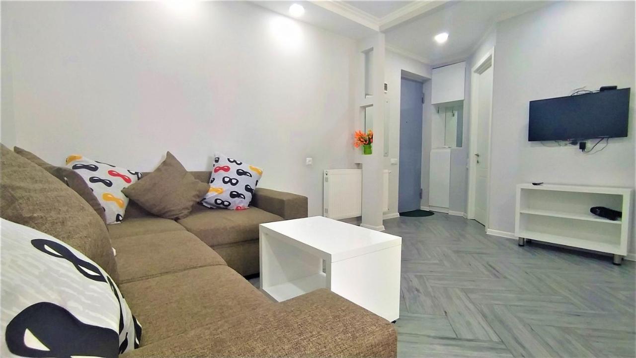 Apartment "B" With A Separate Bedroom Tbilisi Exterior photo